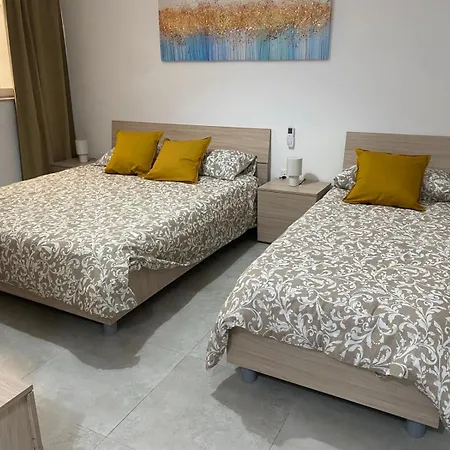 Modern In Qawra Apartment