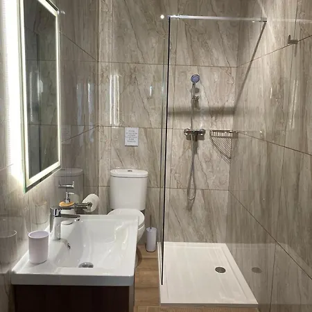Modern In Qawra Apartment *