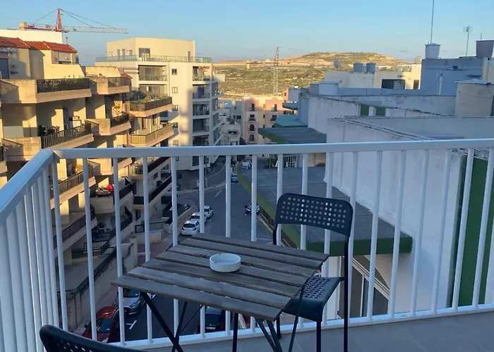 Modern In Qawra * St. Paul's Bay